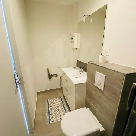Studio Independant Sur Propriete Avec Piscine Partagee