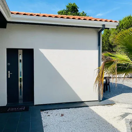 Studio Independant Sur Propriete Avec Piscine Partagee Prázdninový dům *