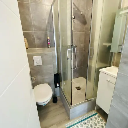 Prázdninový dům Studio Independant Sur Propriete Avec Piscine Partagee *